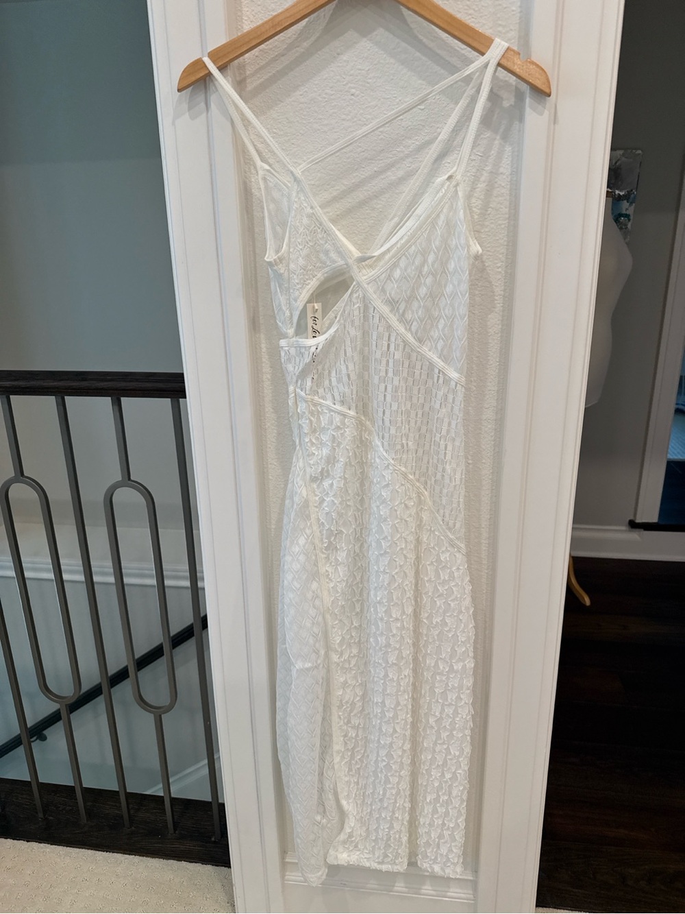 For Love & Lemons NWT White Lace Cutout Midi Dress Size Medium - Picture 4 of 4